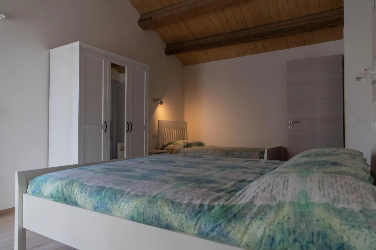 לינה וארוחת בוקר ראבנה B&B La Casa Gialla איטליה