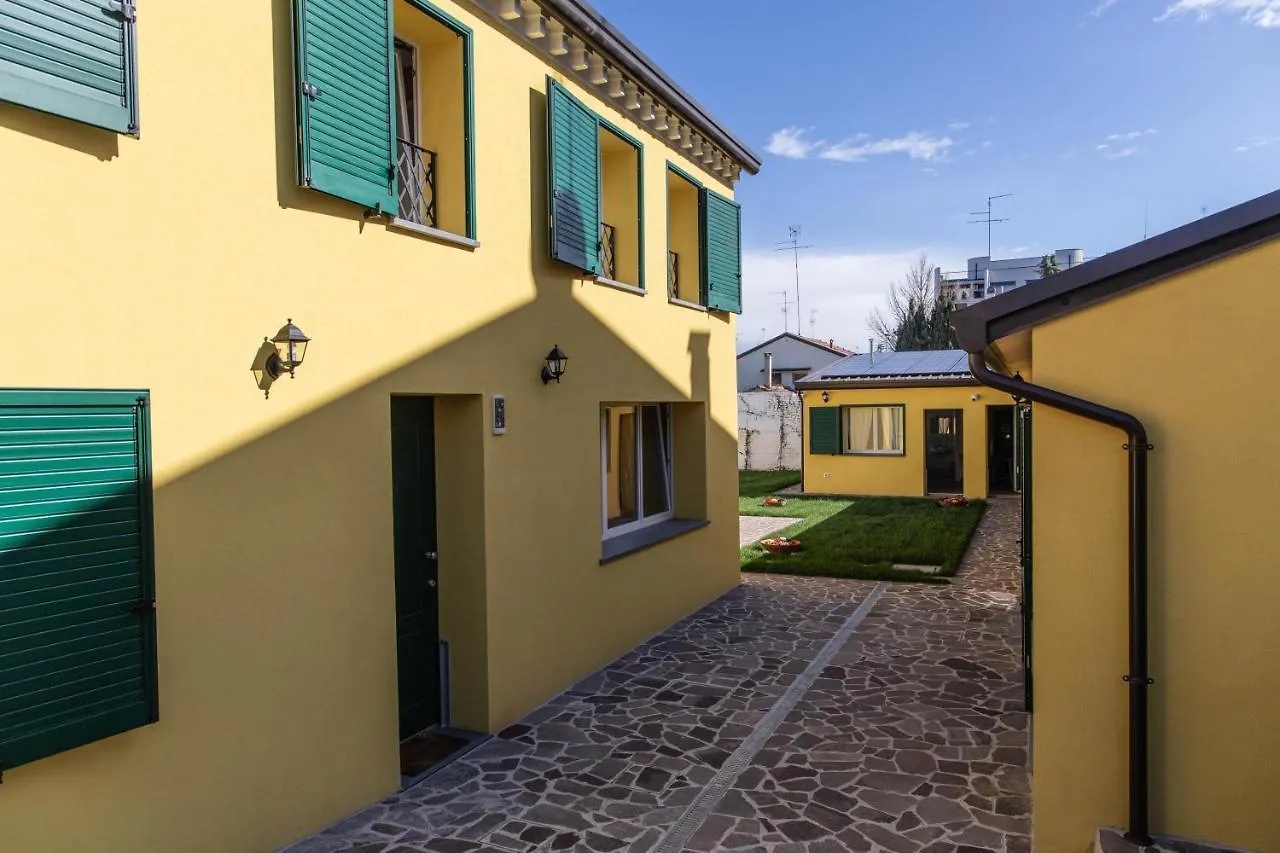 ראבנה B&B La Casa Gialla
