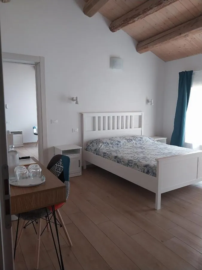 לינה וארוחת בוקר ראבנה B&B La Casa Gialla