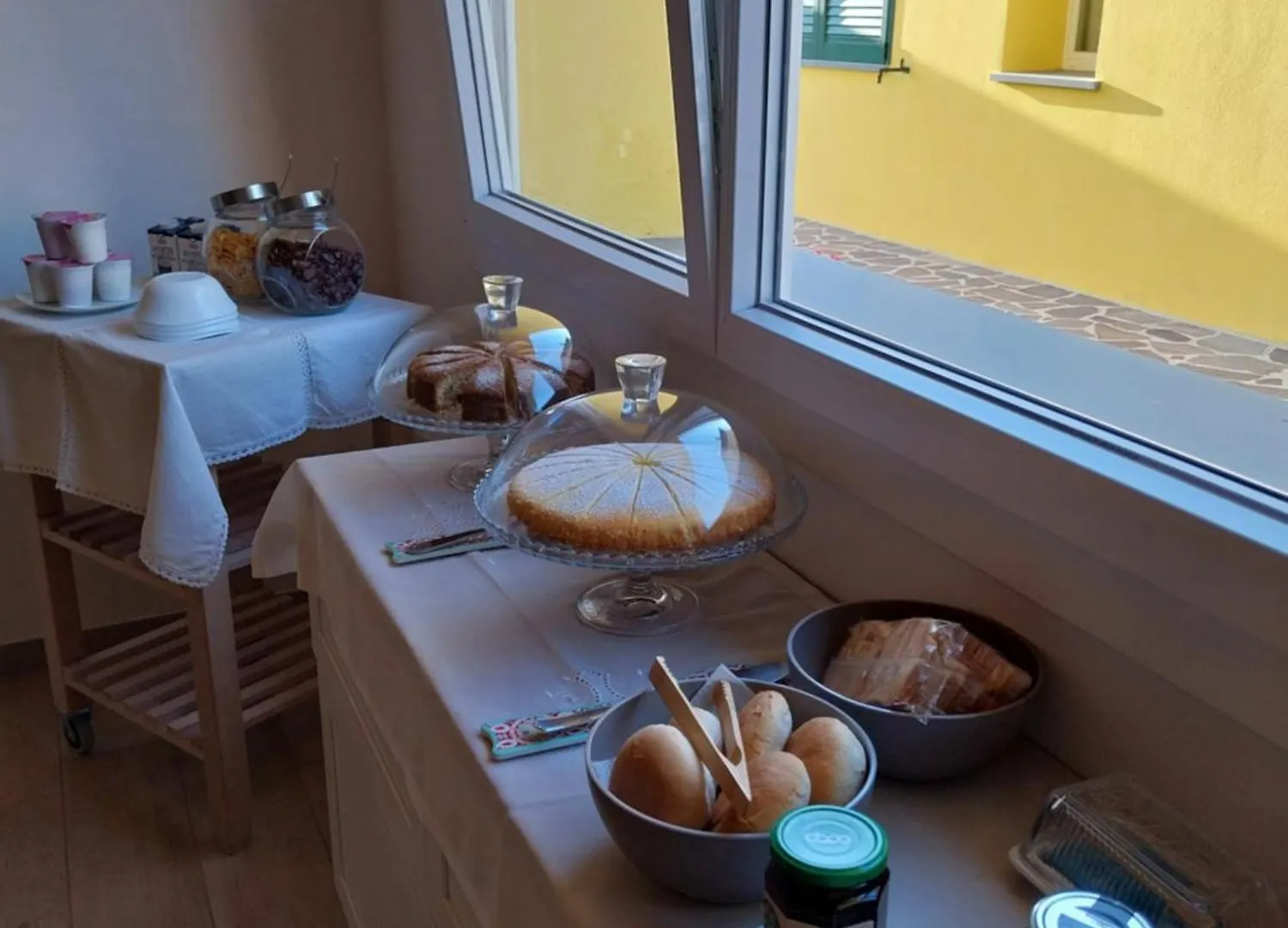 ראבנה B&B La Casa Gialla